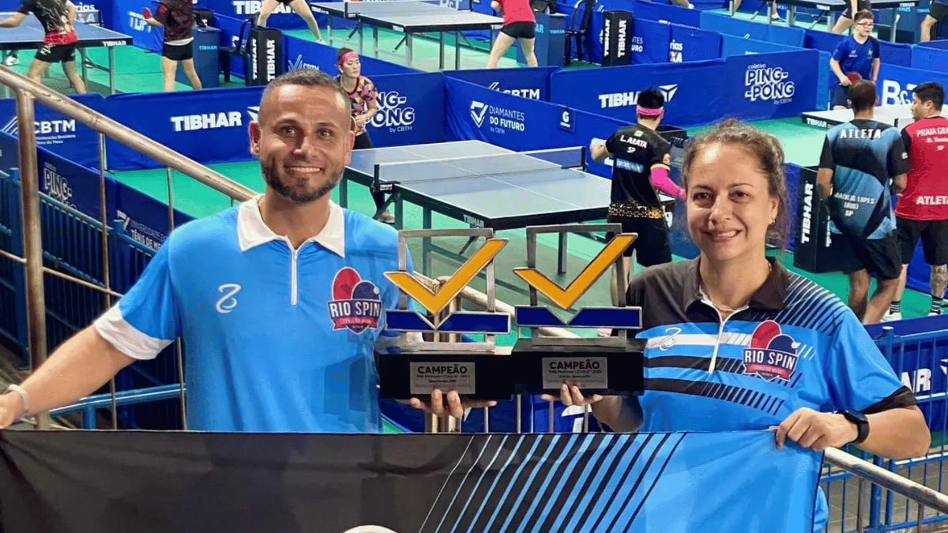 Bolsa Atleta RJ: dupla atendida pelo programa estadual leva a vitória na disputa nacional de tênis de mesa