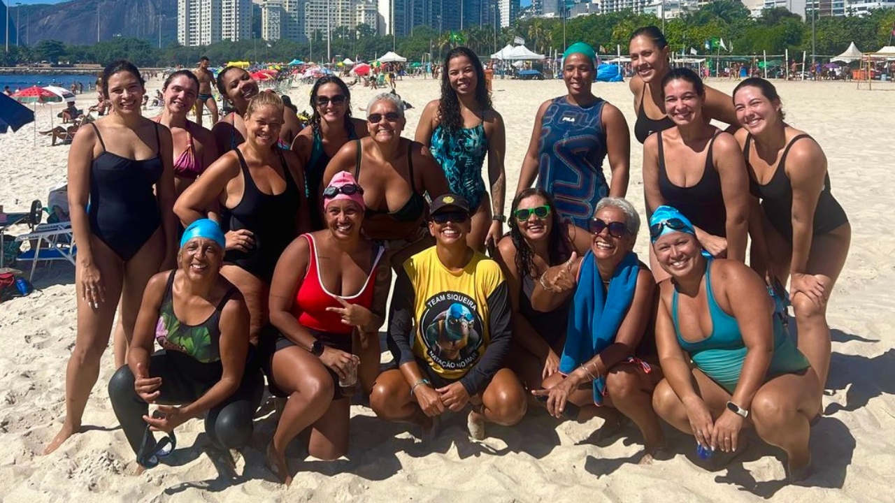 No mês da mulher, Secretaria de Esporte e Lazer vai levar 65 alunas do Parque Aquático Júlio Delamare para disputar o Rainha do Mar 2025