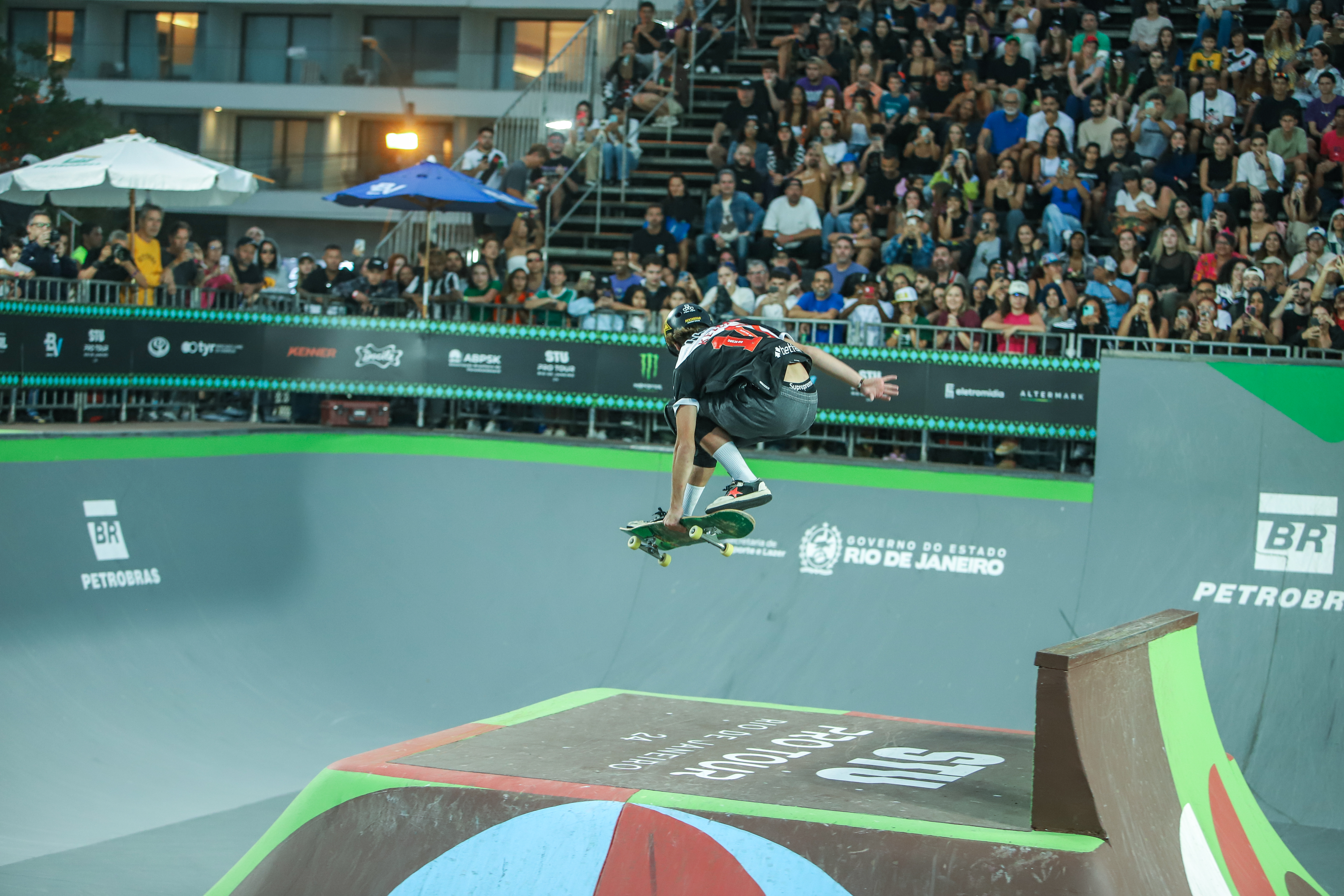 https://www.rj.gov.br/esporte/tetra-rayssa-leal-stu-pro-tour-rio-mostra-forca-skate-brasileiro