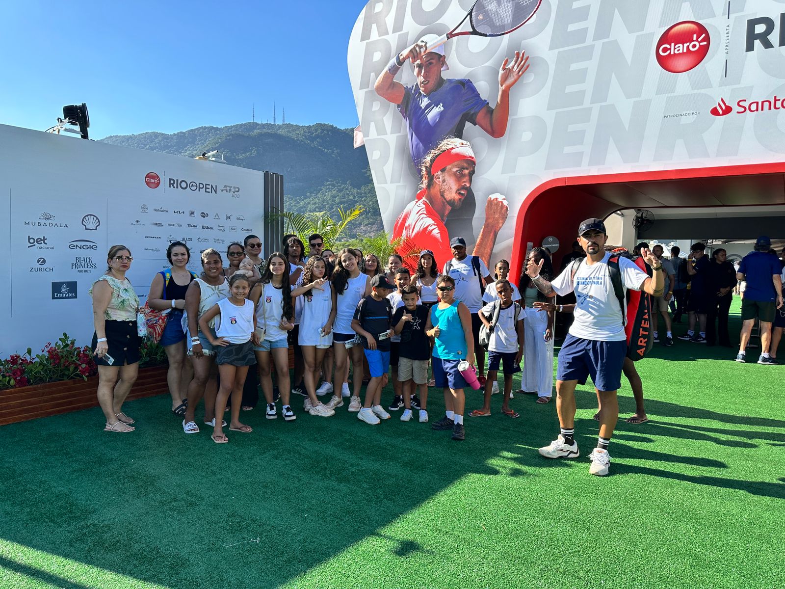 Alunos da Escolinha Fabiano de Paula vão ao Rio Open