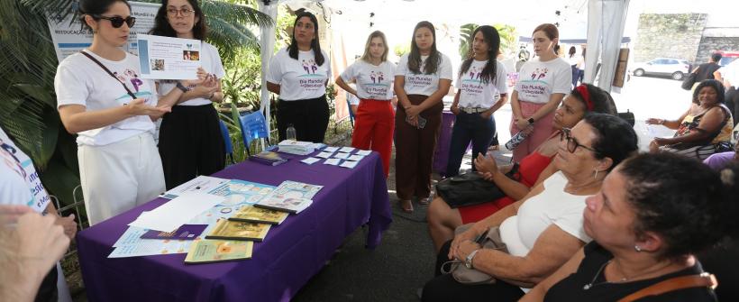Evento reuniu especialistas, oferecendo serviços de saúde e orientação à população