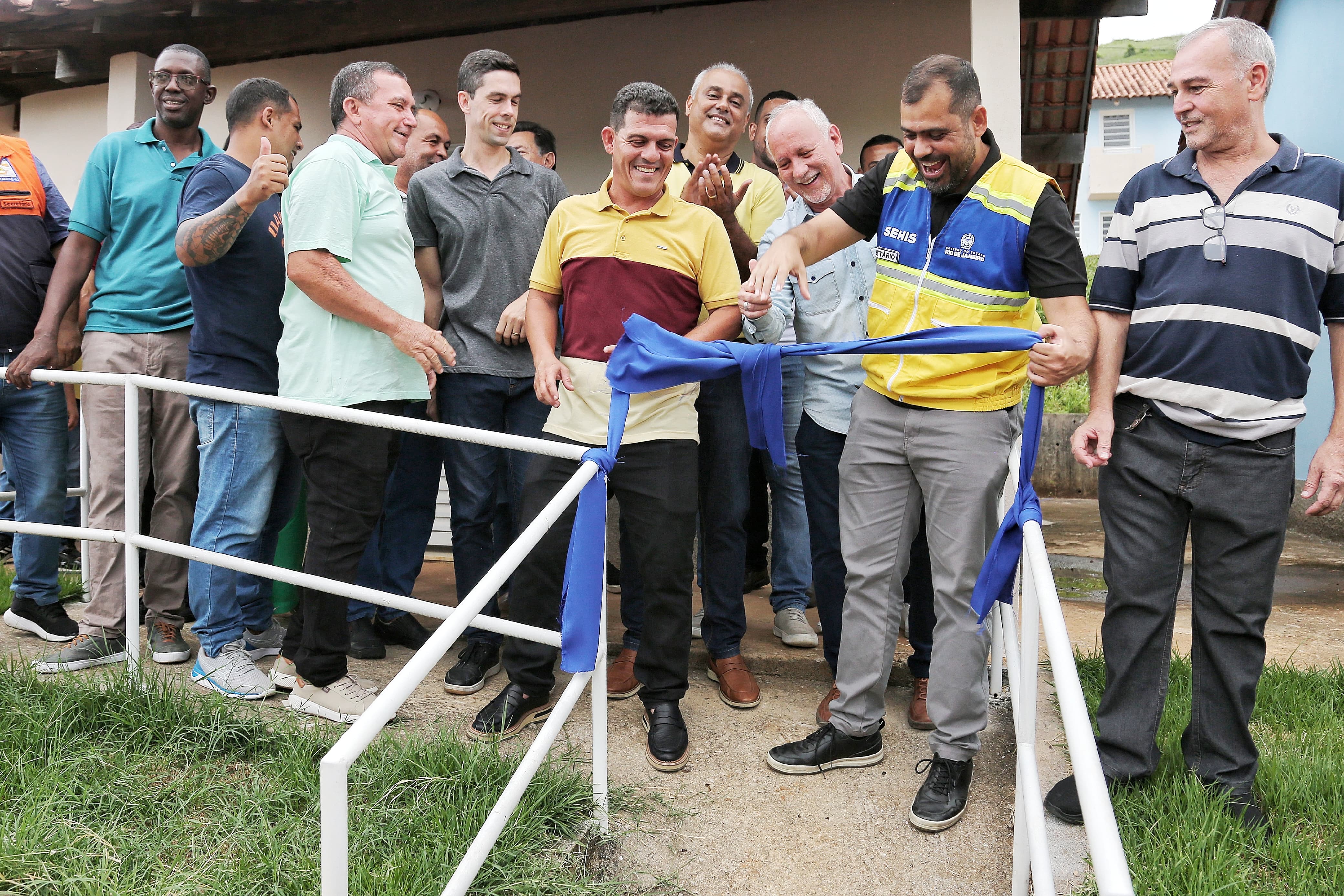 Governo do Estado entrega 188 casas e uma creche-berçário em Laje do Muriaé