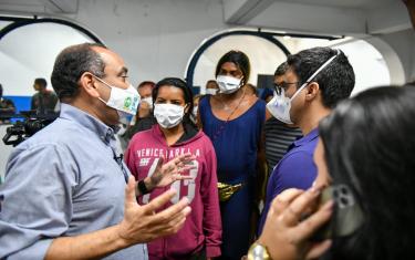 Secretário visita Itaguaí e reitera apoio do Estado na busca de alternativa às famílias