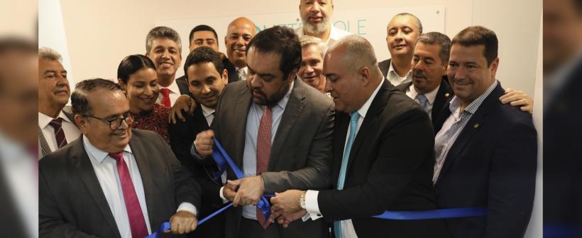 O Governador do Estado do Rio de Janeiro, Cláudio Castro, inaugurou na última quarta-feira, dia 22 de novembro de 2023, a nova sede do Instituto Rio Metrópole (IRM), no Centro do Rio.
