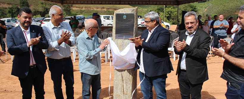 PESAGRO-RIO lança pedra fundamental do Instituto do Café de Varre-Sai