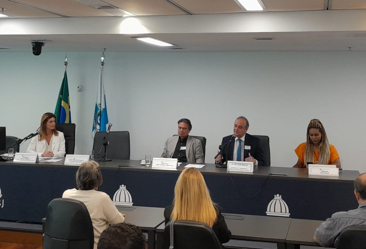 Secretário participa de audiência na Alerj para discutir Complexo Econômico da Saúde e Desenvolvimento Social