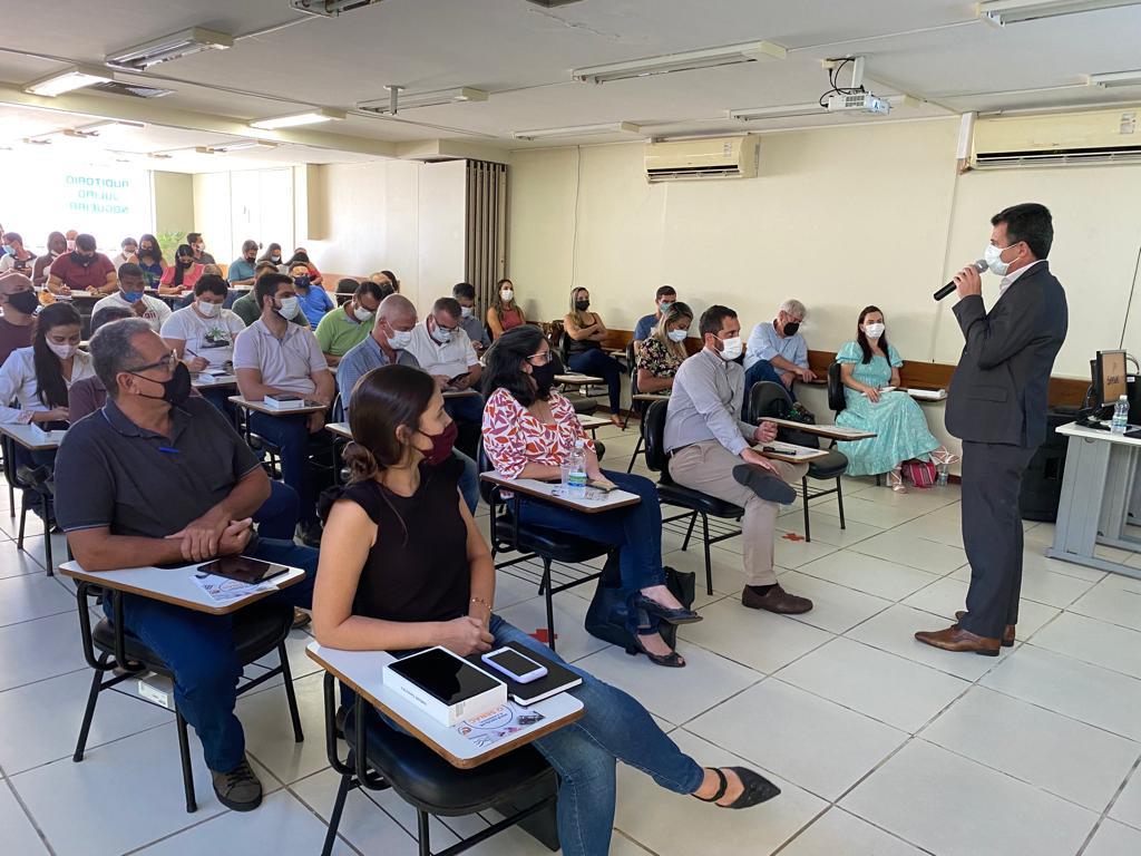 Programa CapacitaRJ nos municípios qualifica servidores da região Norte fluminense