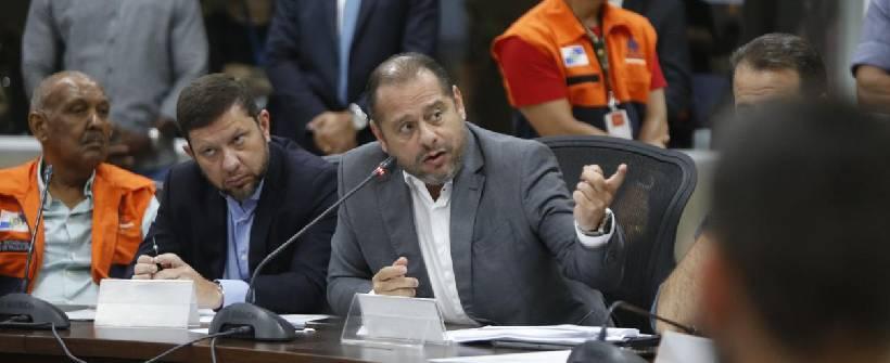 secretário em reunião