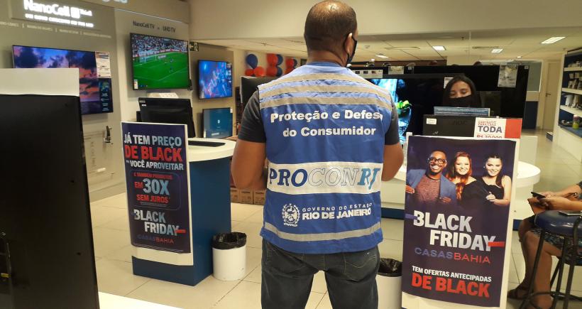 Procon-RJ realiza o monitoramento de preços de itens muito procurados durante a Black Friday