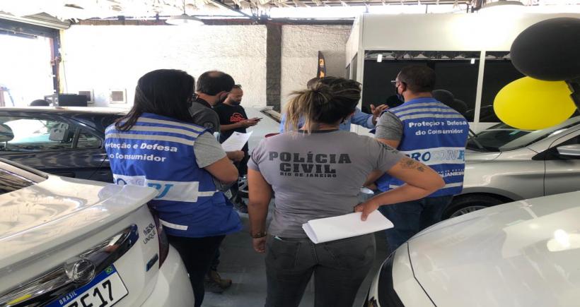 Polícia Civil e Procon-RJ realizam operação e 09 agências de veículos são autuadas