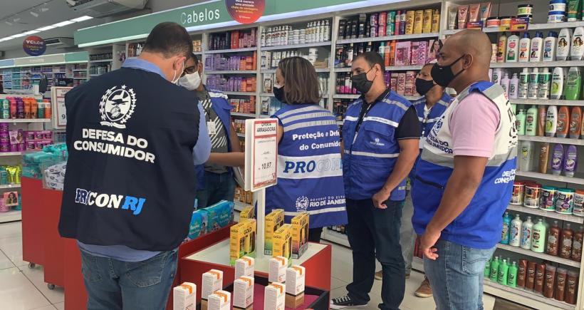 Procon-RJ fiscaliza e notifica mais de 30 estabelecimentos que realizam teste de Covid e Influenza