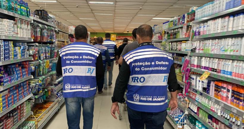 Procon-RJ aplicou cerca de R$ 900 mil em multas nos últimos três meses