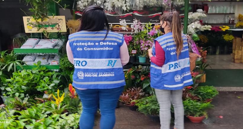 Procon-RJ realiza comparativo de preços dos presentes mais buscados para o Dia das Mães