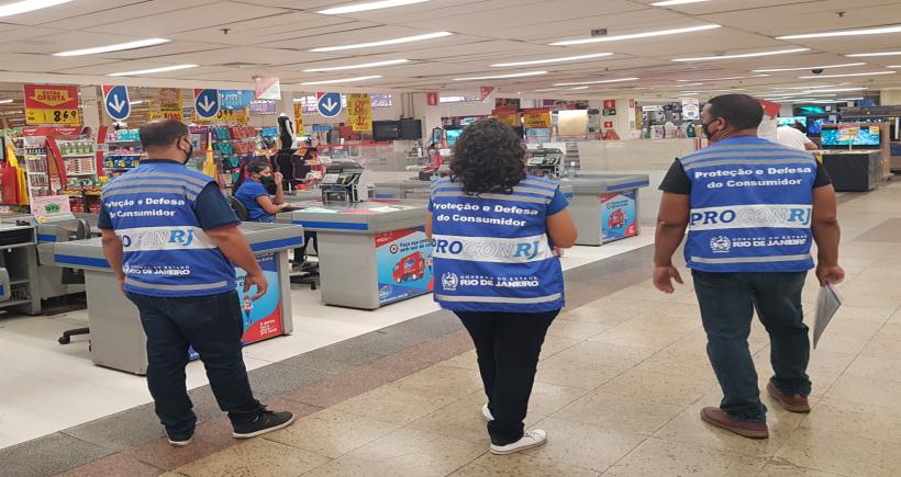 Procon-RJ realiza ação de fiscalização em Petrópolis