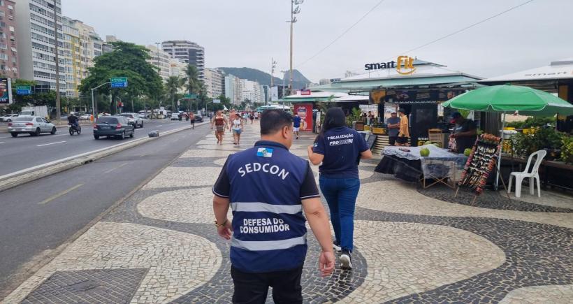 Réveillon: hotéis e quiosques em Copacabana são autuados após fiscalização da SEDCON e PROCON-RJ
