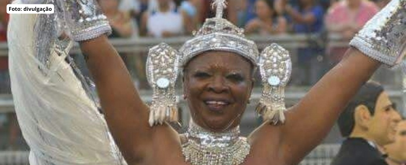 Pinah, lendária passista da Beija-Flor, vai receber Medalha Pedro Ernesto. Pinah Ayoub, uma das mais icônicas passistas da Beija-Flor, verdadeiro símbolo do Carnaval carioca, vai receber a Medalha de Mérito Pedro Ernesto, que é a maior honraria do município do Rio. A homenagem, visa premiar a trajetória singular desta figura histórica que agora faz parte da diretoria da Soberana de Nilópolis. Criada em 1980, a Medalha homenageia pessoas e instituições que se destacam na sociedade brasileira ou internacional