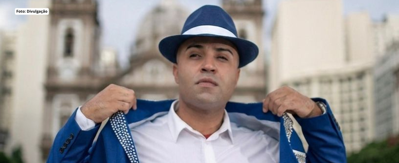 Unidos da Ponte e Projeto Onde Nasce o Samba realiza ação de Páscoa em São João de Meriti. A Unidos da Ponte, em parceria com o Projeto Onde Nasce o Samba, comandado por Pedro Telles, coordenador da ala de passistas da escola, promove nesta terça-feira (31), uma ação especial de Páscoa voltada para crianças e adolescentes, com apoio da Prefeitura de São João de Meriti. O objetivo é celebrar a Páscoa levando alegria e incentivando a partilha, com a distribuição gratuita de caixas de bombons para o público jo