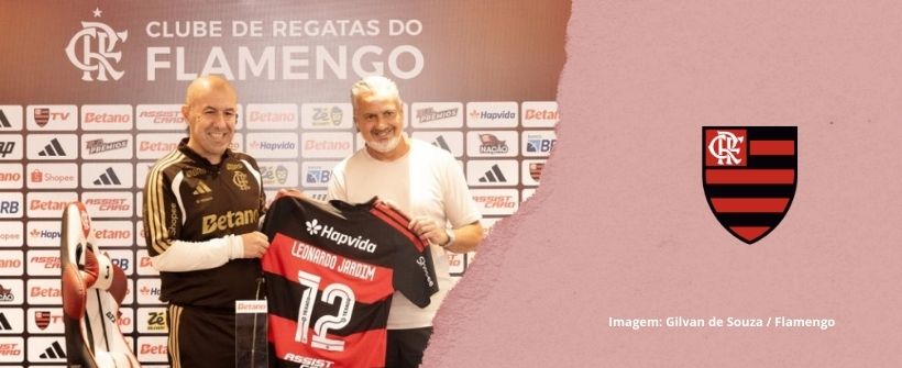 Leonardo Jardim é apresentado no Flamengo e revela que não pretende mudar a essência do time