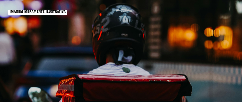 Motoboys protestam após morte de colega