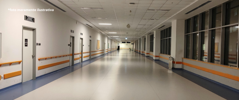 Explosão esvazia bloco de ministérios em Brasília