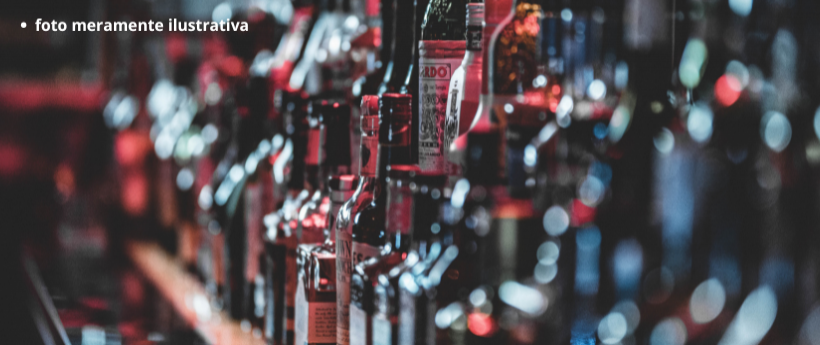 Governo descarta bebidas falsificadas no RJ