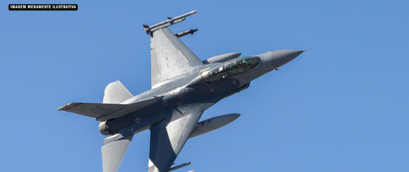 Brasil apresenta primeiro caça supersônico Gripen produzido com tecnologia nacional