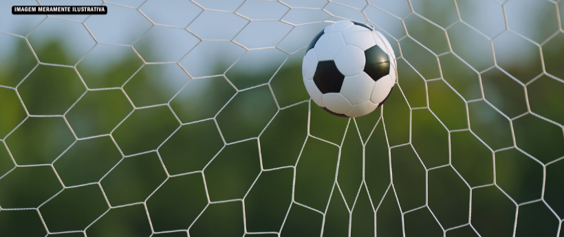 Marquinhos sente dores, é cortado e vira desfalque contra a França