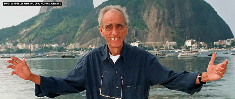 Estátua de Betinho é alvo de vandalismo novamente na Zona Sul