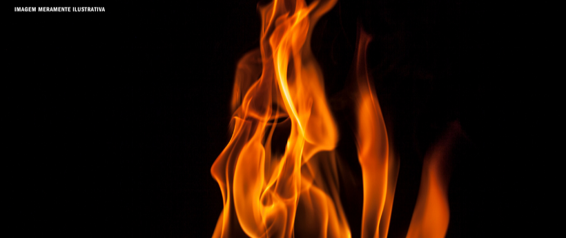 Incêndio atinge pavilhão da Ceasa-RJ em Irajá e mobiliza bombeiros