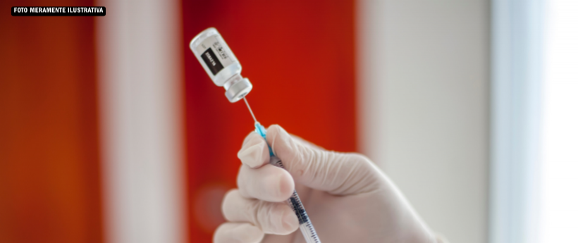 Rio inicia vacinação contra variante JN.1 da covid-19 em idosos