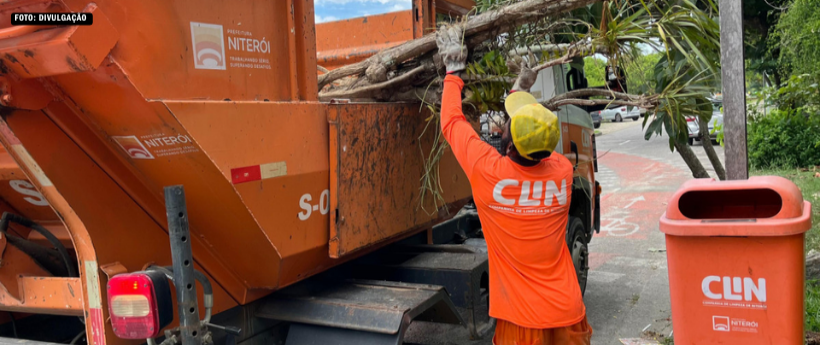 Deslizamento interdita acesso ao bairro de Jurujuba, em Niterói