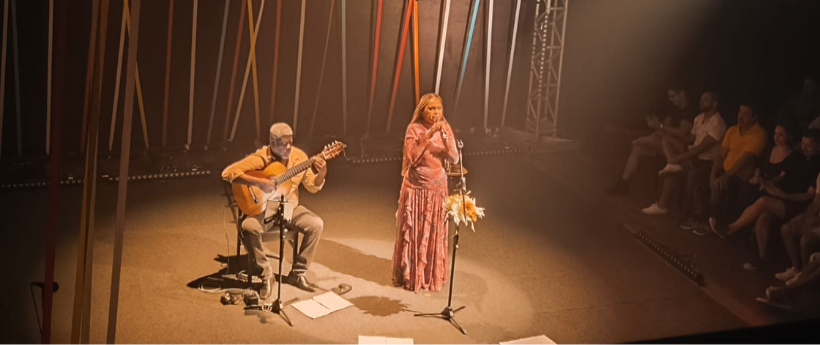 Teresa Cristina se apresenta no Palco Gláucio Gill, Cenas Musicais