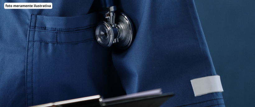 Estado do Rio ganha reforço do programa ‘Mais Médicos Especialistas’  O estado do Rio de Janeiro recebeu nesta quarta-feira (10/06) um grupo de novos profissionais do programa “Mais Médicos Especialistas”.  A iniciativa do Governo Federal em parceria com os estados, integra o “Agora Tem Especialistas”, que tem o objetivo de reduzir o tempo de espera da população a consultas, exames e cirurgias especializadas no Sistema único de Saúde (SUS).  Atualmente, são 68 profissionais reforçando o atendimento na rede 