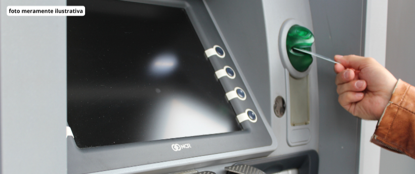 O Banco do Brasil decidiu prorrogar até 30 de abril o prazo das condições especiais para renegociação de dívidas, após o bom desempenho das negociações realizadas ao longo de março. No mês passado, a instituição renegociou R$ 1,7 bilhão, em mais de 180 mil acordos firmados com clientes em todo o país. As renegociações podem ser feitas por todos os canais de atendimento, sem necessidade de envio de documentos. O cliente pode acessar o serviço pelo aplicativo BB, pelo WhatsApp, nos terminais de autoatendiment