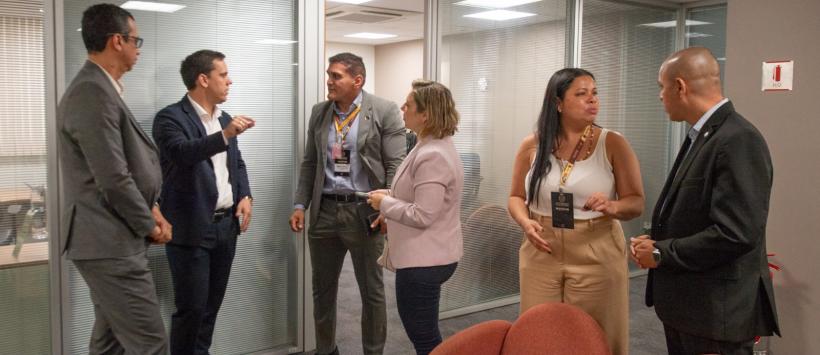 Tenente Coronel - Marcelo Brasil (Chefe da Assessoria Parlamentar da PMERJ), Major Andrea (Assessoria parlamentar da PMERJ), Thais (Assessoria parlamentar da PMERJ), Marcio (Adjunto Assessoria parlamentar da PMERJ)