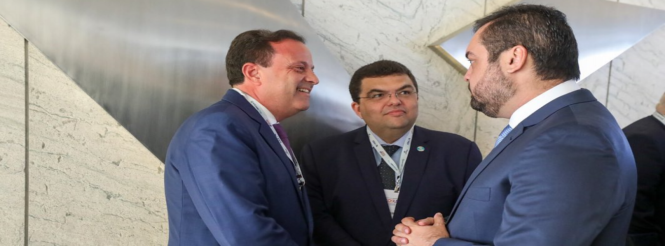 Cláudio Castro e André Moura participaram da abertura do Cosud no Rio de Janeiro