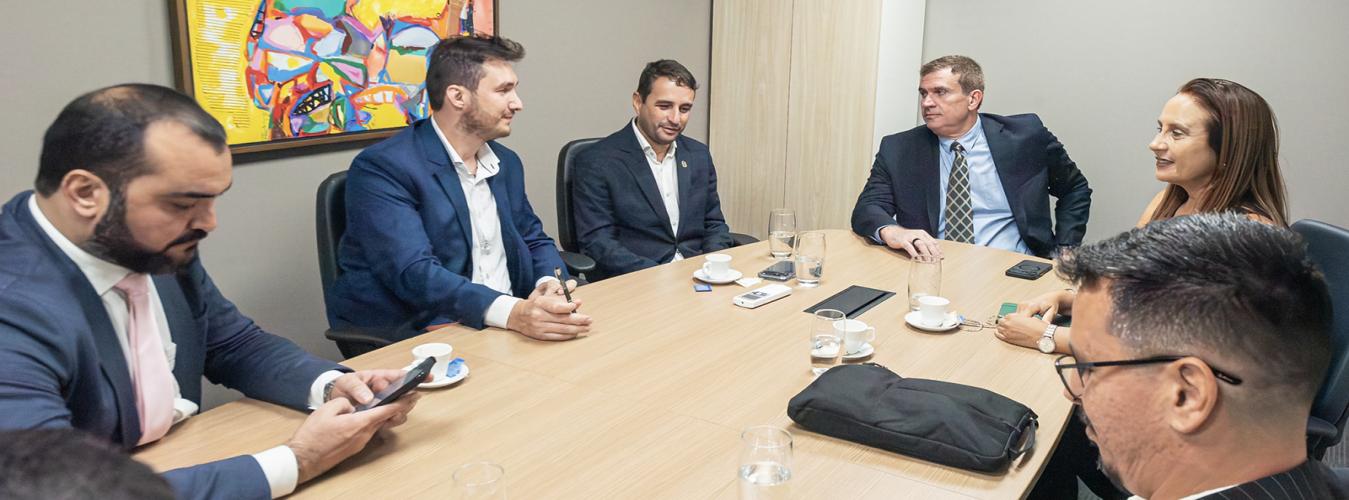 SERGB recebe prefeito de Paty do Alferes