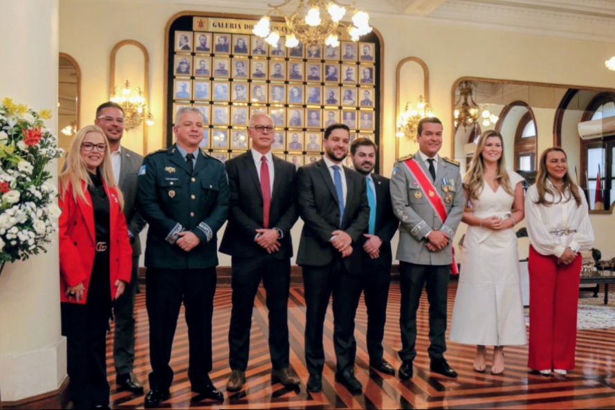 Secretária de estado de Saúde, Cláudia Mello, participa de comemoração dos 168 anos do Corpo de Bombeiros do Rio de Janeiro