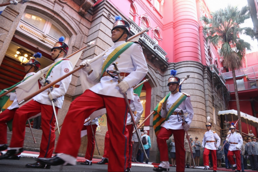 Secretária de estado de Saúde, Cláudia Mello, participa de comemoração dos 168 anos do Corpo de Bombeiros do Rio de Janeiro