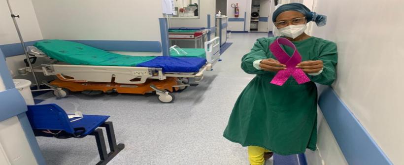 Dia Mundial da Luta Contra o Câncer: conheça a história da funcionária do HECC que enfrentou a doença na mama e hoje está em remissão