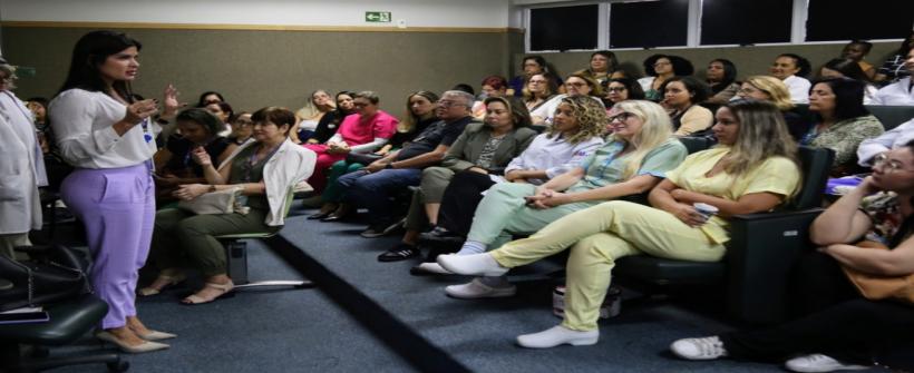 Secretaria de Estado de Saúde realiza treinamento de profissionais para fortalecer rede de apoio às mulheres em situação de violência