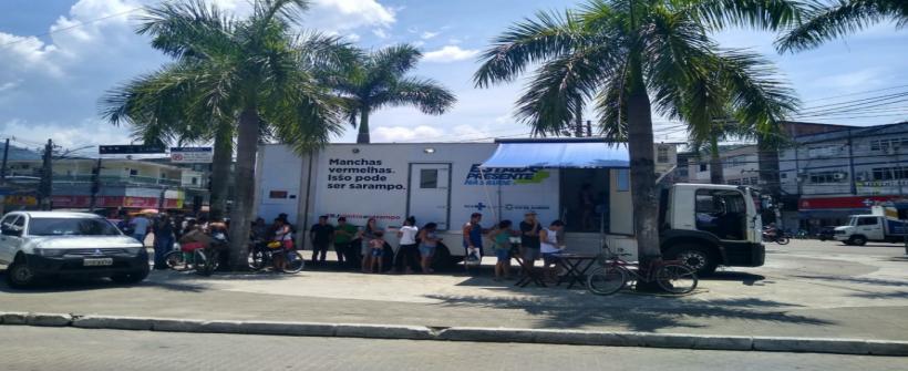 Campanha contra o Sarampo: caminhão itinerante da Secretaria de Estado de Saúde estaciona em Duque de Caxias nesta semana