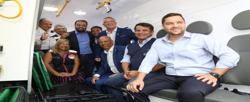  Governo do Rio entrega 6 novas ambulâncias em São João de Meriti para reforçar o atendimento do SAMU na Baixada