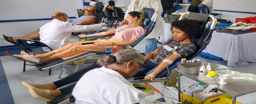  Heat encerra campanha de doação de sangue com dezenas de bolsas coletadas