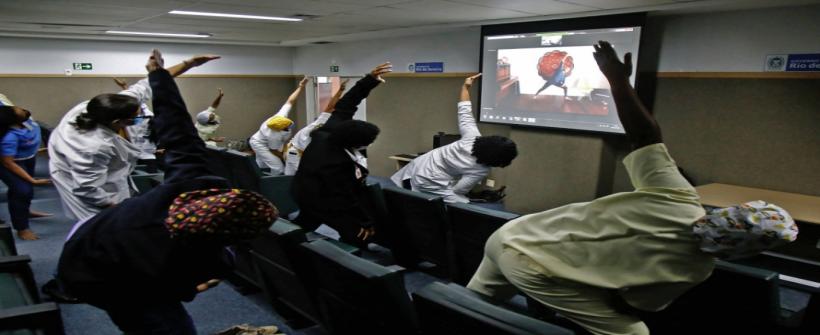 Hospital da Mulher oferece curso gratuito de yoga a colaboradores