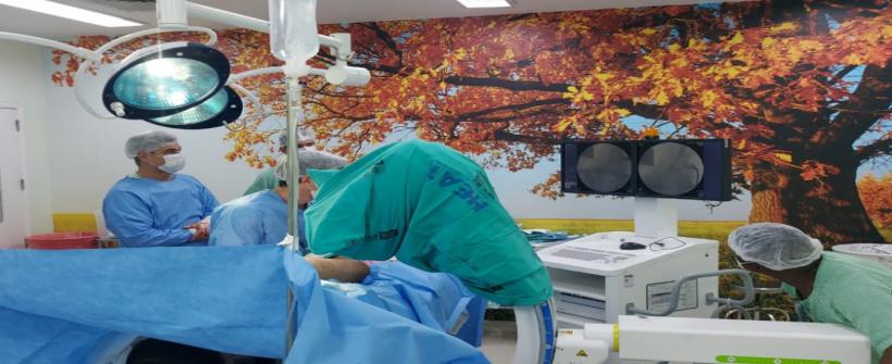 Hospital estadual tem equipe especializada em cirurgia para correção de fratura grave comum em vítimas de acidentes de moto