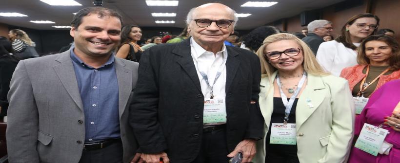 O início do evento contou com a aula magna do médico e escritor Drauzio Varella