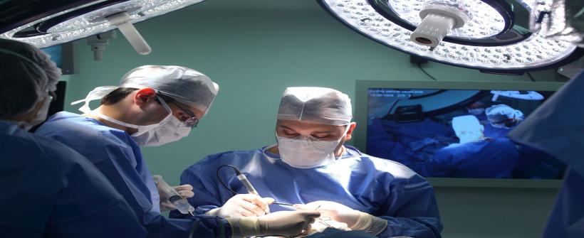 Cirurgia no Instituto Estadual do Cérebro Paulo Niemeyer