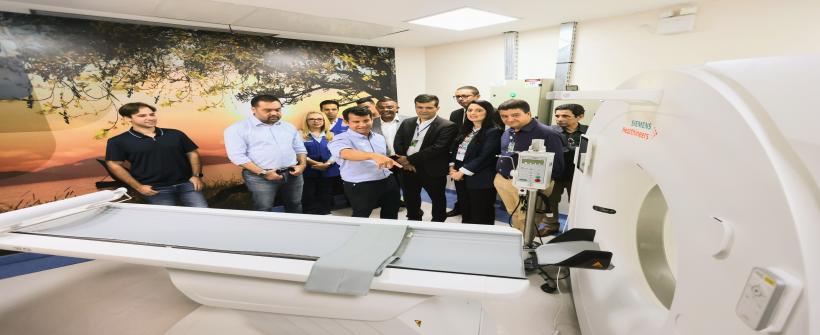 Governador também visitou as obras de construção do Instituto Estadual de Oncologia da Baixada Fluminense, em Nova Iguaçu, que já estão 60% concluídas