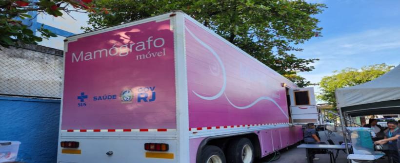 Mamógrafo Móvel da Secretaria de Estado de Saúde atende população da Zona Oeste do Rio em ação da PMERJ